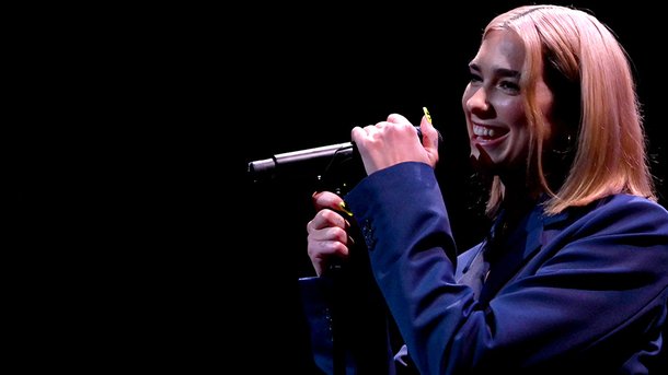 Dua Lipa revient avec un single le 1er novembre!