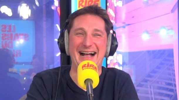 Sellig invité de Rire & Chanson - Il répond à plein de questions en rafale