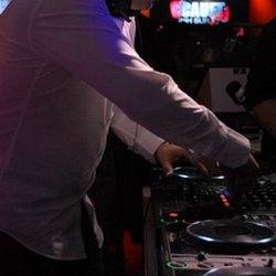 Jeudi 18 avril avec Le Mix de Cauet