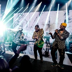 Bruno Mars - Cérémonie NRJ Music Awards 2016
