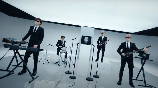Ofenbach se dédouble dans son nouveau single "Over You"