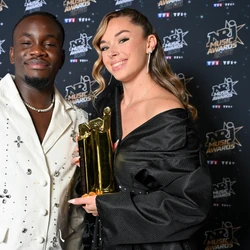 Emma et Jungeli - Le photocall - NRJ Music Awards 2026