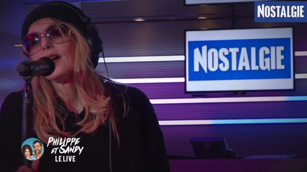 Jeanne Mas chante en Live "En rouge et Noir" sur Nostalgie