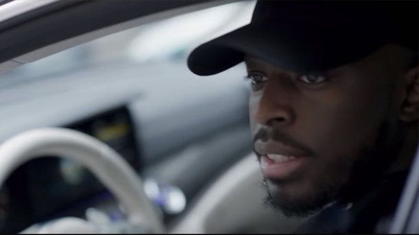 Inès Reg vous fait découvrir la liste des titres du nouvel album de Dadju "POISON"