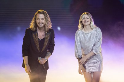 Louane et Julien Doré - NRJ Music Awards 20th Edition