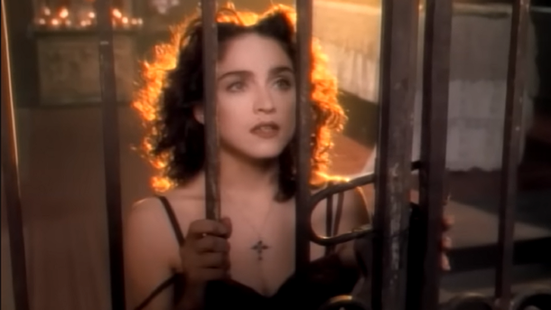 "Like A Prayer" : le retour en force de Madonna au parfum de scandale