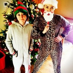 Miley Ray Cyrus : Ho Ho Ho!