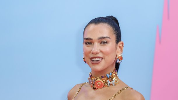 Dua Lipa: bientôt le troisième album ? Elle supprime ses posts sur Instagram