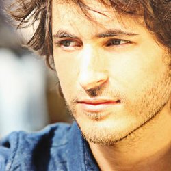 Mickael Miro