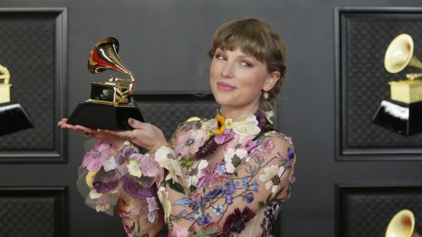 Taylor Swift: les premières images de son rôle dans le film «Amsterdam»