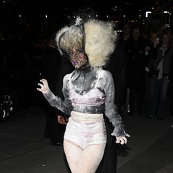 Lady Gaga sens dessus dessous