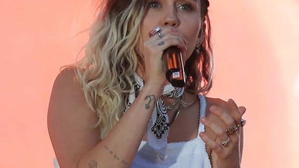 Miley Cyrus en a rien à faire d'être "cool" et veut surtout être elle-même!