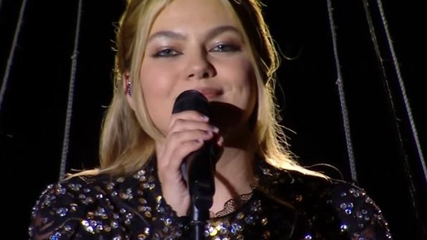 Les infos du Réveil Chérie : Louane a effectué sa première répétition sur scène pour l’Eurovision