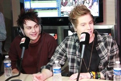 Mercredi 2 Avril avec 5SOS
