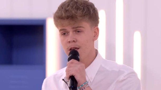 Charles (Star Academy) se confie sur son premier single : "Il sortira peut-être dans..."