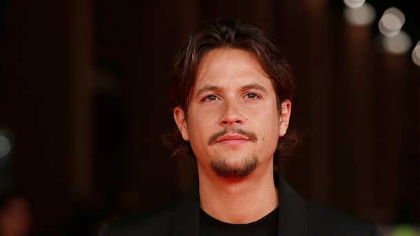 Nekfeu sur Instagram: comment gère-t-il son compte?