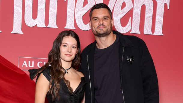 Danse avec les stars : Florent Manaudou et Elsa Bois très proches lors d'un entraînement
