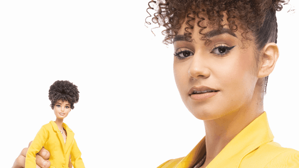 Léna Situations: une Barbie à son effigie!