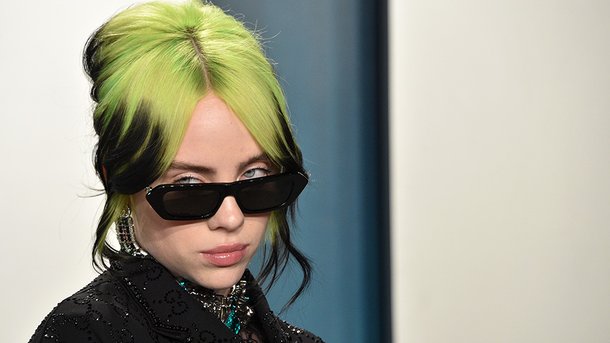 Billie Eilish donne des détails sur sa chanson prévue pour le prochain James Bond