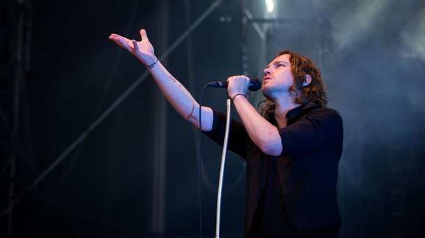Julien Doré: un chanteur engagé auprès des animaux