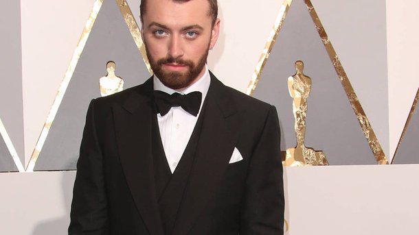 Sam Smith fait un retour gagnant avec «Too Good at Goodbyes»!