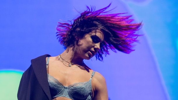 Dua Lipa: son message de paix lors des Billboard Music Awards