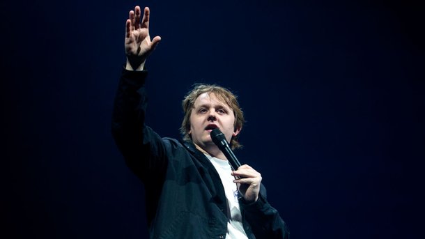 "Grace" : l'histoire du tube émouvant de Lewis Capaldi