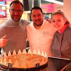Merci à la Maison Pottier pour cette galette des rois géante délicieuse !