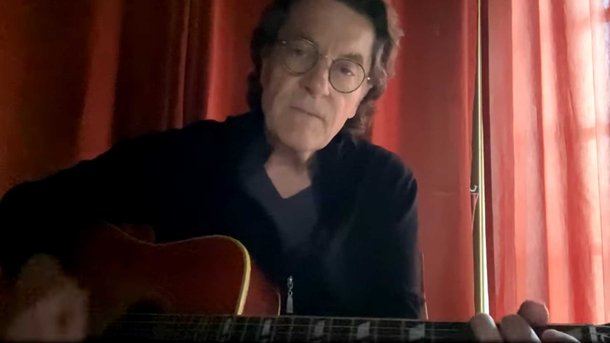 Francis Cabrel : Pleure pas petite sirène (Jour 44)