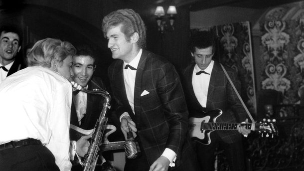 Eddy Mitchell et l’histoire des Chaussettes noires