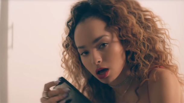 Banx & Ranx + Ella Eyre - Answerphone ft. Yxng Bane