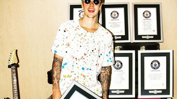 Justin Bieber décroche huit records du monde!
