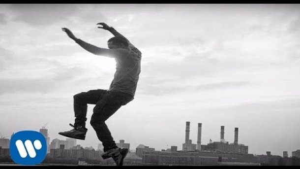 Jason Derülo : son nouveau single "Undefeated"