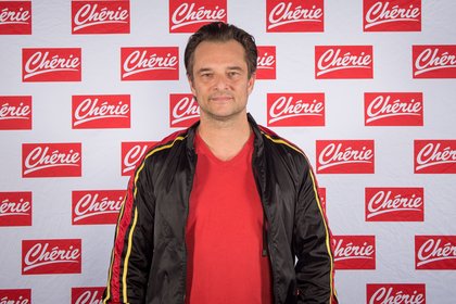 David Hallyday prend la pause pour Chérie.
