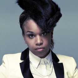 Melissa NKonda s'offre RedOne, Soprano et VV Brown