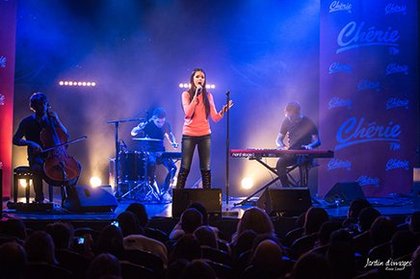 Concert Pop Love - Marina Kaye