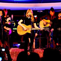 Taylor Swift en concert privé NRJ