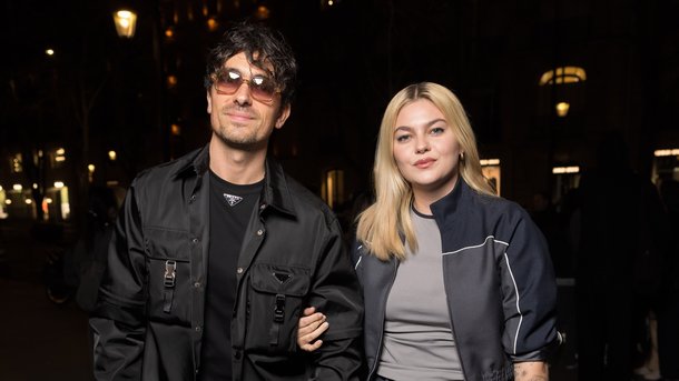Louane reprend un titre des années 2000 avec son amoureux