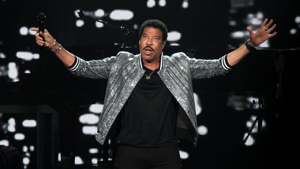 Pourquoi Lionel Richie s'est-il fait plus rare dans les années 90 ?