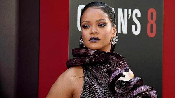 Rihanna: love coach dans son interview pour Vogue UK