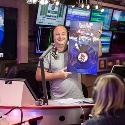 Lundi 8 Février Keen'V - C Cauet sur NRJ