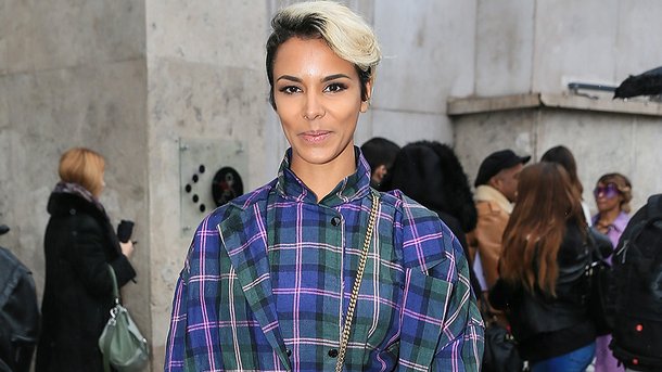 Shy'm enceinte: elle s'amuse de son baby bump!