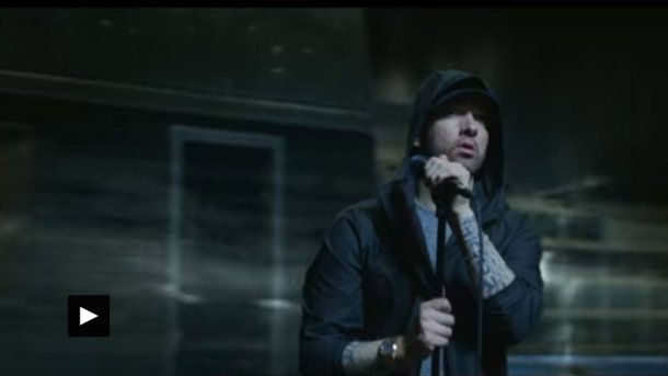 Eminem: découvrez le clip de «Walk On Water»