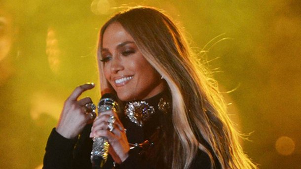 Jennifer Lopez: découvrez son sosie hyper bodybuildé