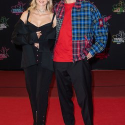 Angèle et Roméo Elvis - Montée des Marches NRJ Music Awards 2019