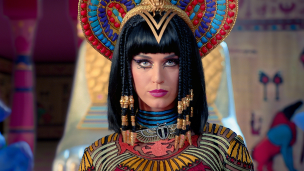 Le collector du 17-20 : "Dark Horse" de Katy Perry