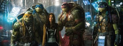 Ninja Turtles: April O'Neil rend visite à Splinter
