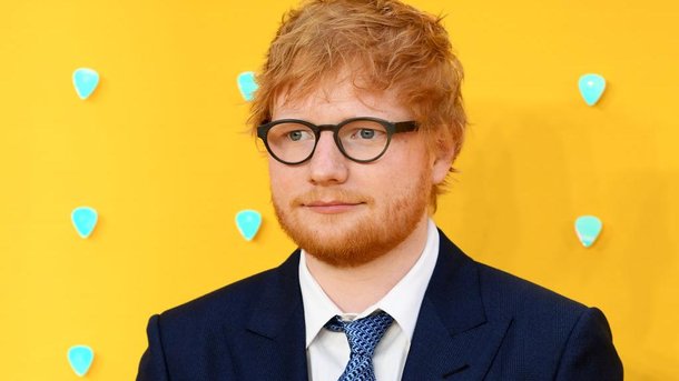 Ed Sheeran: un artiste musicalement précoce