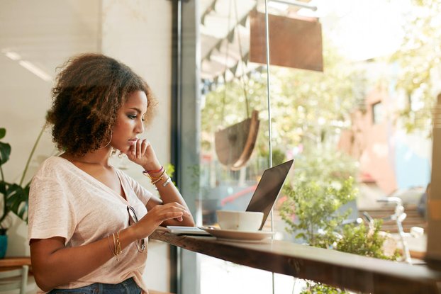 Freelance, la solution pour se lancer sur le marché de l’emploi ?
