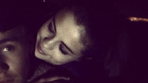 Selena Gomez et Justin Bieber : que font-ils sous la douche ?